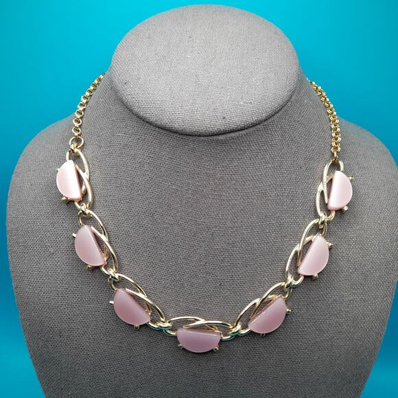 Vintage Lavender Moonglow Choker Necklace, Gold Tone, 1950s Vintage Jewelry - Picture 2 of 11